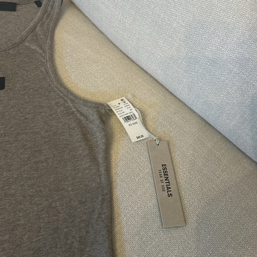 Essentials Tank - Picture 4 of 5